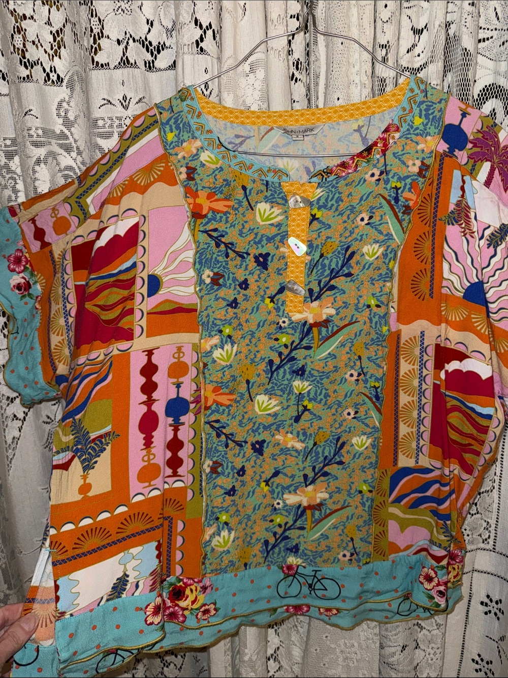 John Mark Multicolor Floral Patchwork Blouse in Yellow, Orange, Pink, Blue sm - Picture 6 of 8